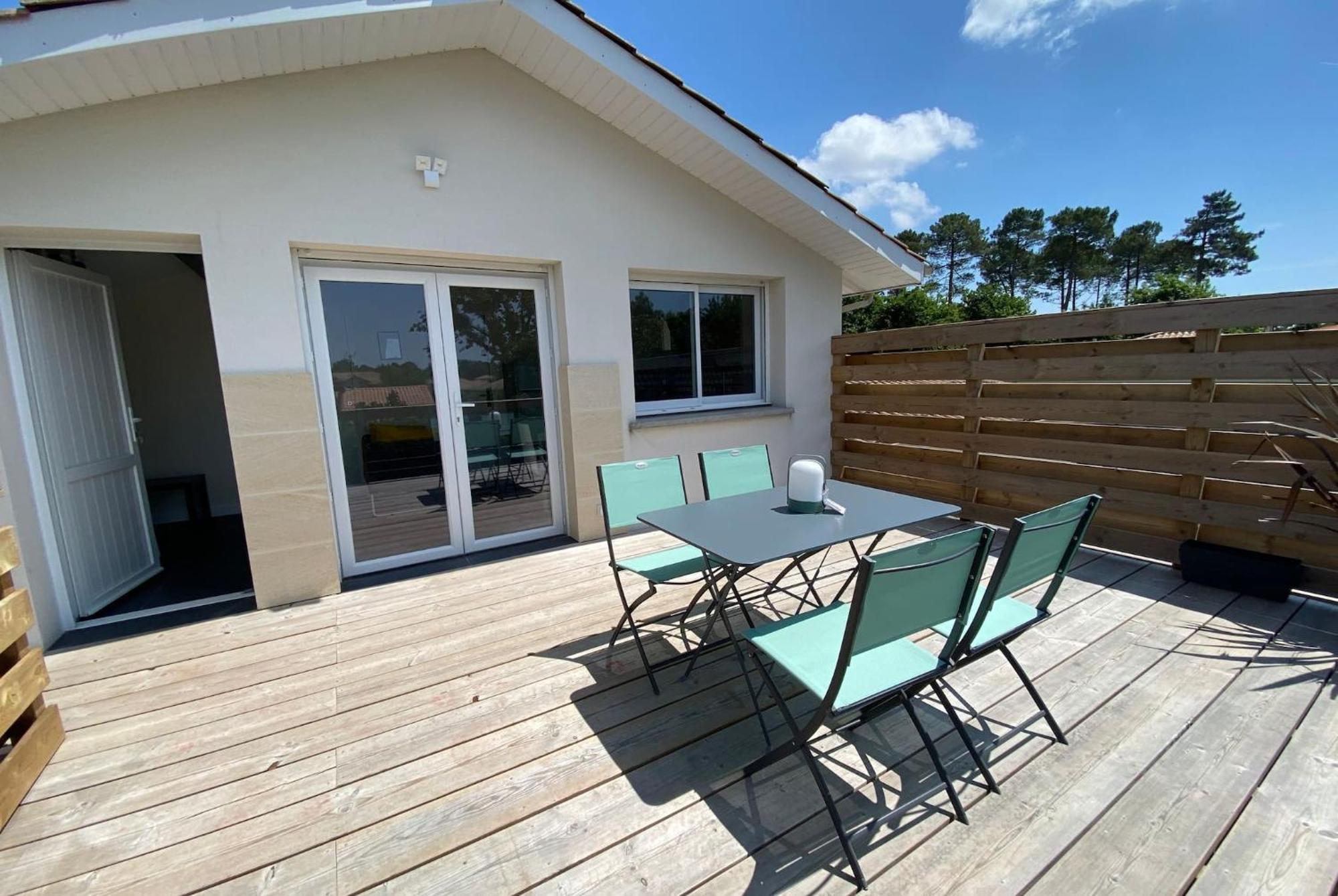 Appartement Des Pignons A Lege Bourg Exterior foto